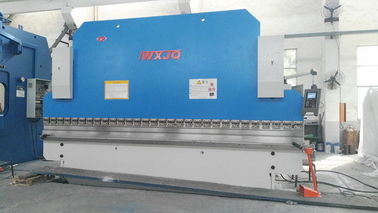 250 تن / 6 متر طول CNC ترمز پرس هیدرولیک ماشین آلات فولاد ضد زنگ