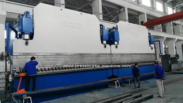 800T CNC Tandem مطبوعات ماشین تراشکاری 7M طولانی ابزار دستی فشار خودکار ترمز