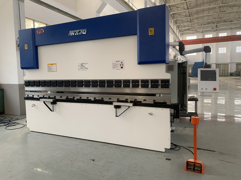 آخرین وبلاگ های شرکت در مورد چگونه تکرار و بهره وری بر روی CNC فشار ترمز130T