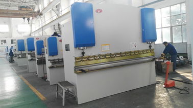 عملکرد کارآمد فلز ورق فشار ترمز 1250mm عرض