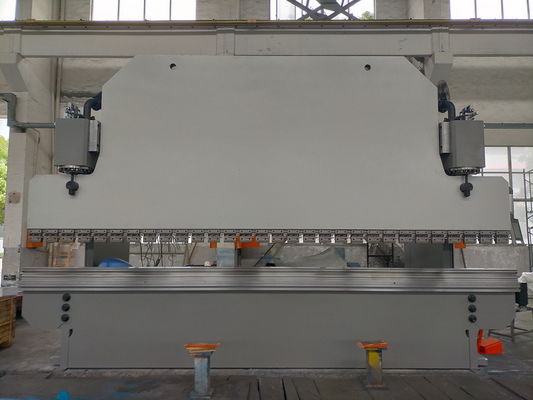 خرید ترمز فشار هیدرولیک CNC با 200mm Max Stroke، 5.5KW تا 55KW قدرت موتور و ابعاد 7000x2000x2500mm برای ساخت فلز online manufacture