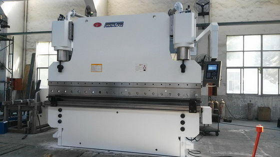 خرید کنترل دقیق سانتریفیوژ 400T CNC پرس هیدرولیک ترمز گونوسک پنک و مرگ online manufacture