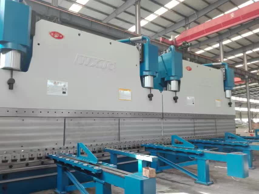 اتوماتیک 1300T CNC Tandem فشار هیدرولیک ترمز 415V / 50Hz خم کردن طول 20 متر