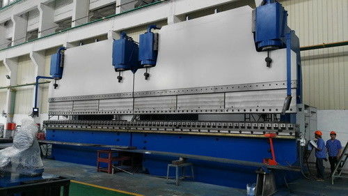 سرعت بالا 1500 تن ماشین ترمز CNC Tandem Press 400mm Stroke 300mm ارتفاع باز