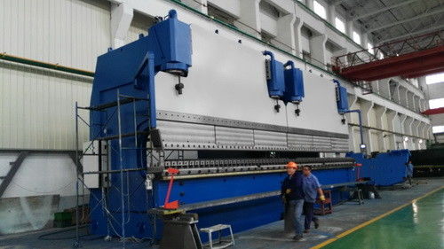 سرعت بالا 1500 تن ماشین ترمز CNC Tandem Press 400mm Stroke 300mm ارتفاع باز