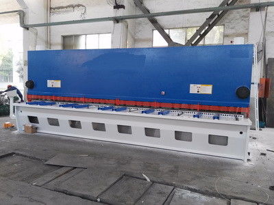 6M Long MS Plate Guiiotine Machine Shear با تیغه های برشی Cr12mvo برش 12 میلی متر