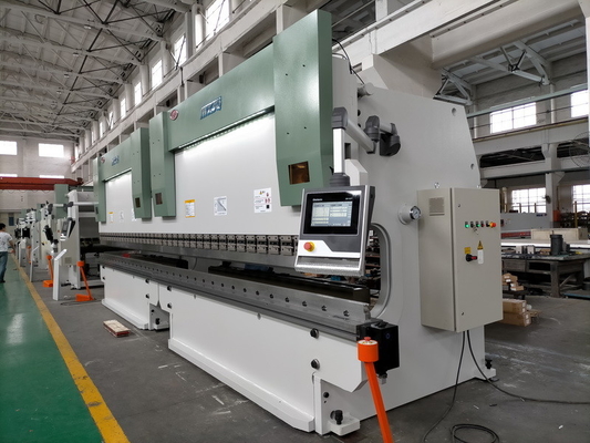 4000 متر طول CNC Tandem Press Brake Machine Tool Single V Bottom Die Bend 5mm Sheet به صورت یک قطعه